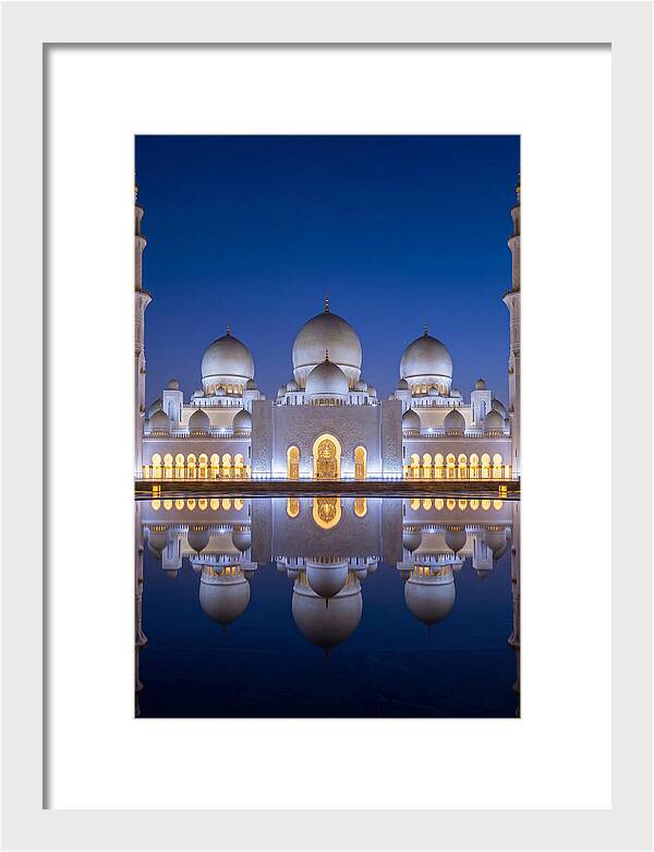 Sheikh Zayed Grand Mosque Reflection
