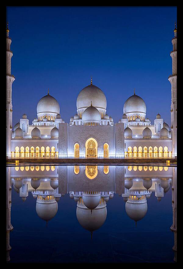 Sheikh Zayed Grand Mosque Reflection