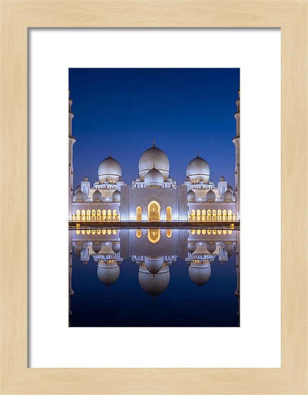 Sheikh Zayed Grand Mosque Reflection