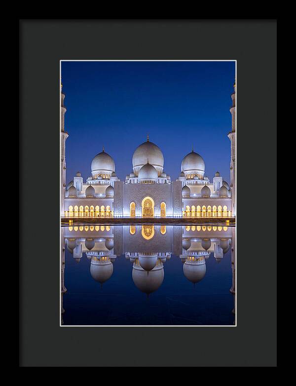Sheikh Zayed Grand Mosque Reflection