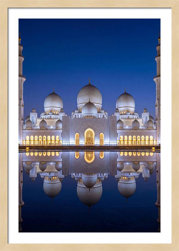 Sheikh Zayed Grand Mosque Reflection