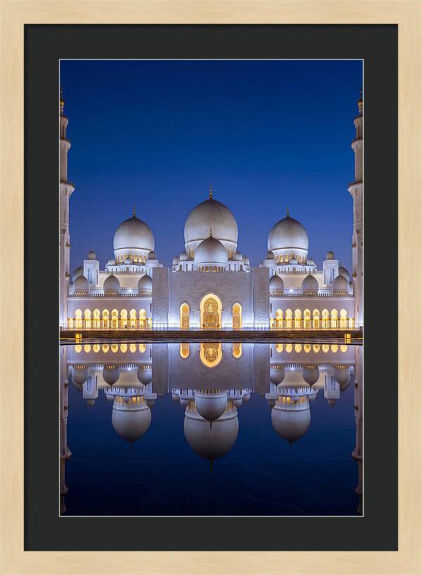 Sheikh Zayed Grand Mosque Reflection