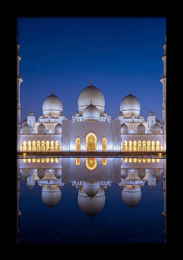 Sheikh Zayed Grand Mosque Reflection