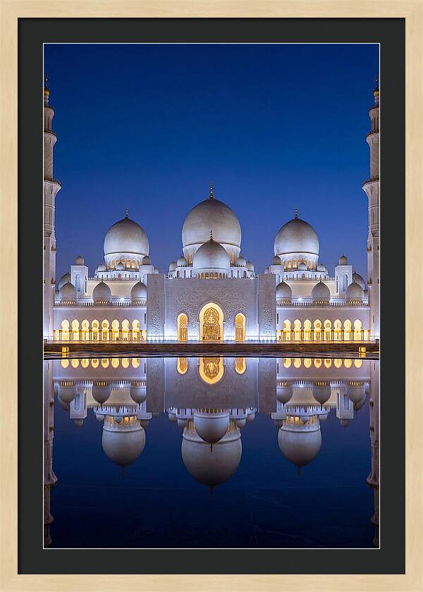 Sheikh Zayed Grand Mosque Reflection