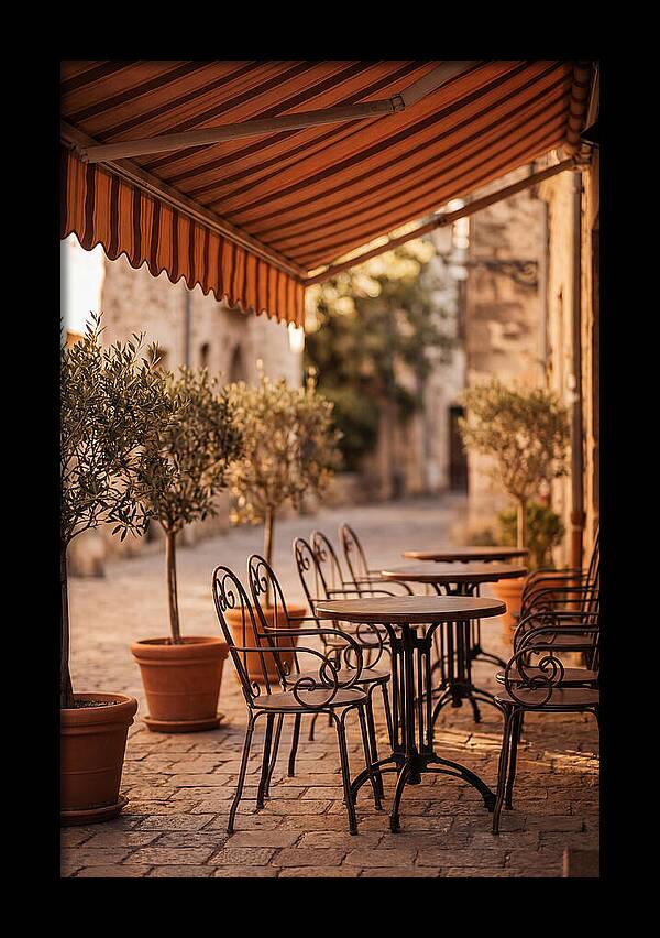 Sidewalk Caf Serenity