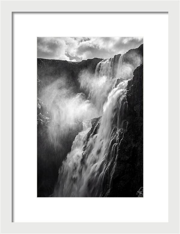 Skogafoss Waterfall Majesty