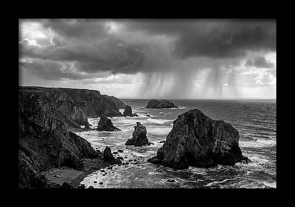 Slieve League Cliffs Coastal Vista