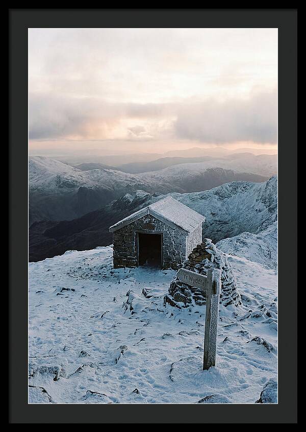 Snowdon Summit Serenity