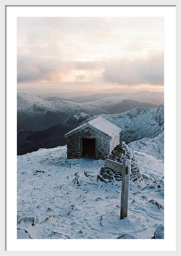 Snowdon Summit Serenity