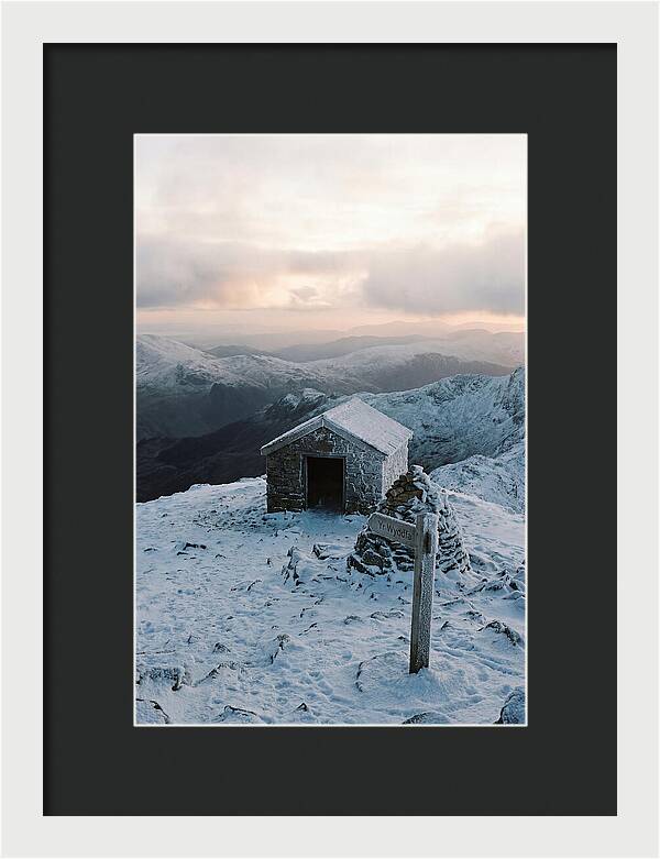 Snowdon Summit Serenity