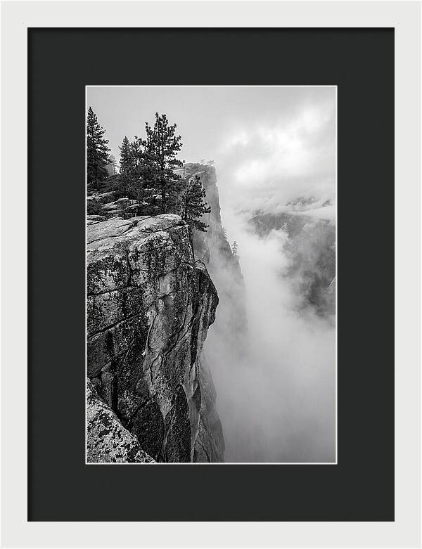 Stanage Edge Cliff Drama