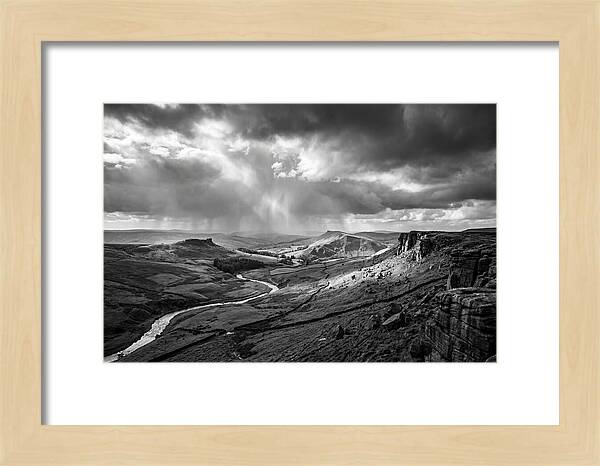 Stanage Edge Peak Vista