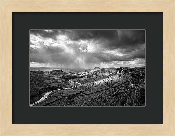 Stanage Edge Peak Vista