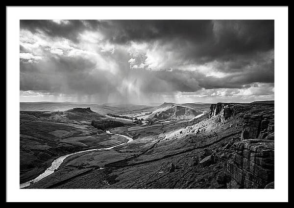 Stanage Edge Peak Vista