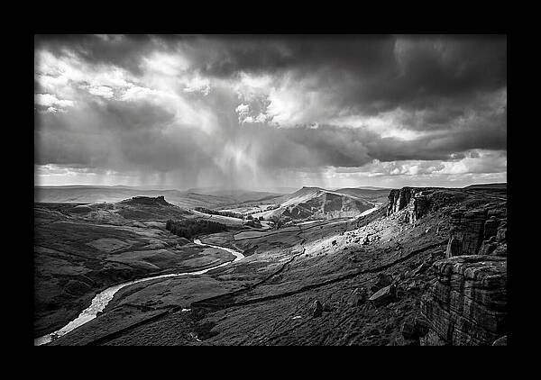 Stanage Edge Peak Vista