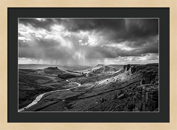 Stanage Edge Peak Vista