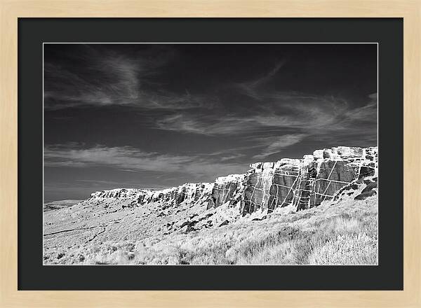 Stanage Edge Tranquility