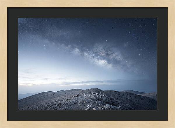 Starfield With Galactic Dust Clouds