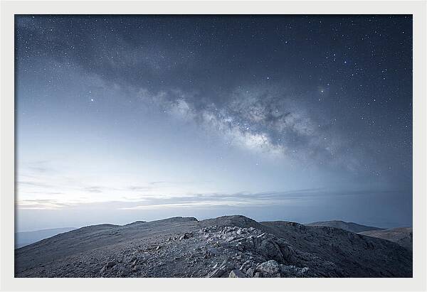 Starfield With Galactic Dust Clouds