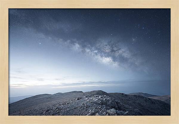 Starfield With Galactic Dust Clouds