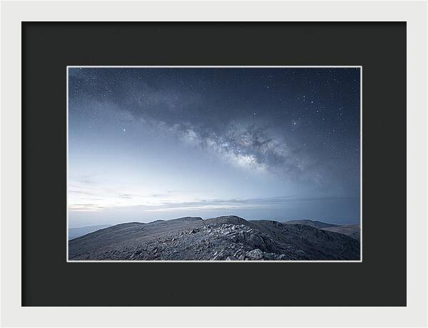 Starfield With Galactic Dust Clouds