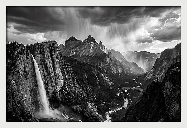 Staubbachfall Valley Vista