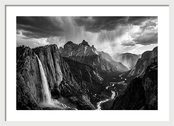 Staubbachfall Valley Vista