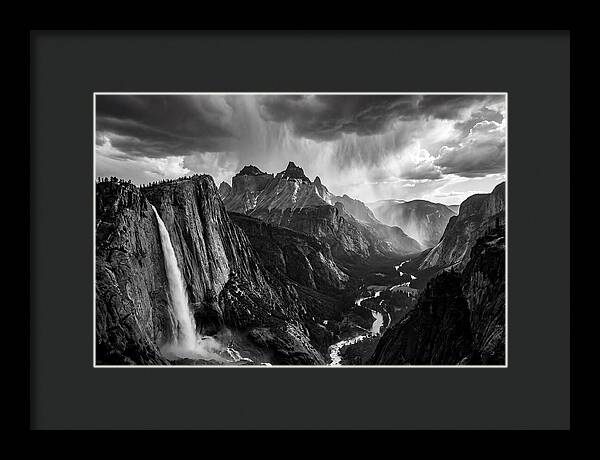 Staubbachfall Valley Vista