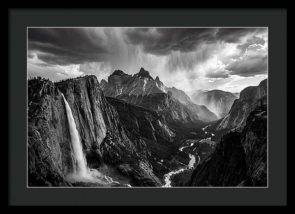 Staubbachfall Valley Vista