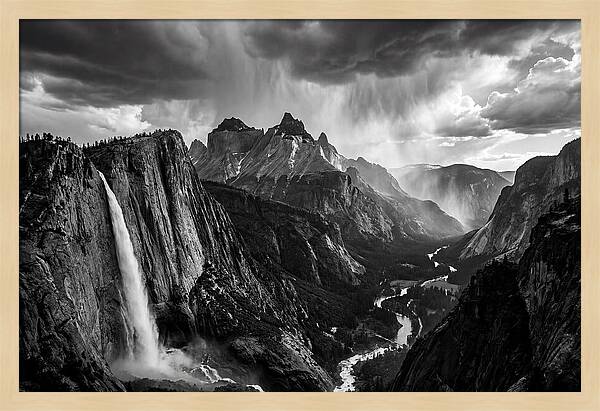Staubbachfall Valley Vista