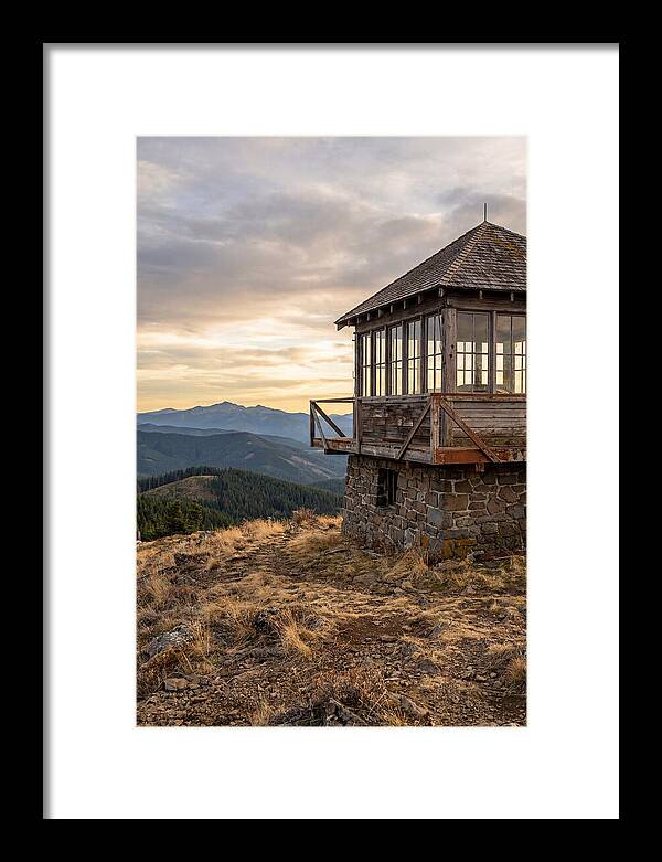 Steptoe Butte Fire Lookout At Dusk