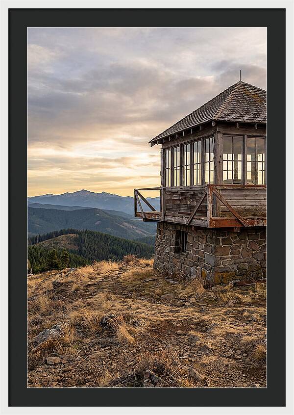 Steptoe Butte Fire Lookout At Dusk