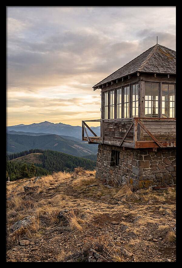 Steptoe Butte Fire Lookout At Dusk