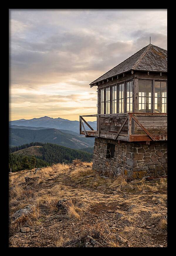 Steptoe Butte Fire Lookout At Dusk