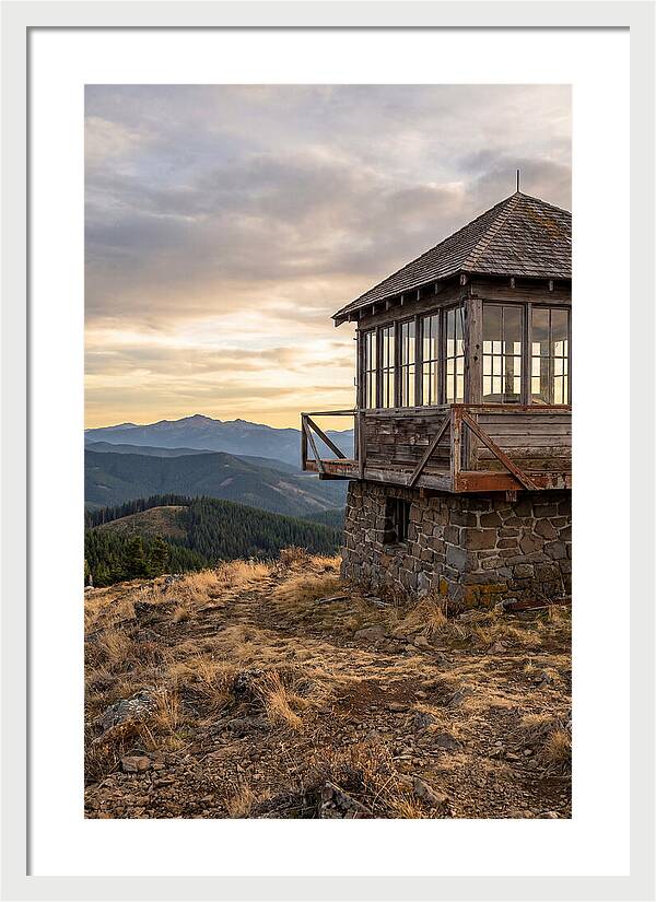 Steptoe Butte Fire Lookout At Dusk