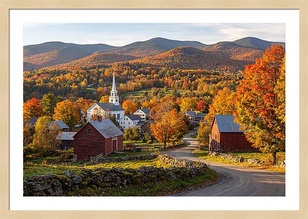 Stowe Vermont In Peak Autumn