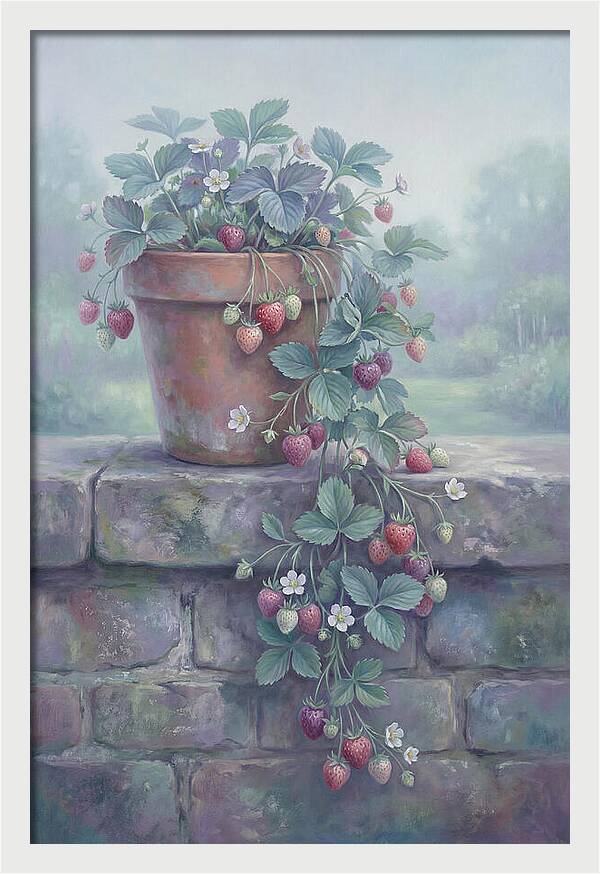 Strawberry Pot With Cascading Fruit