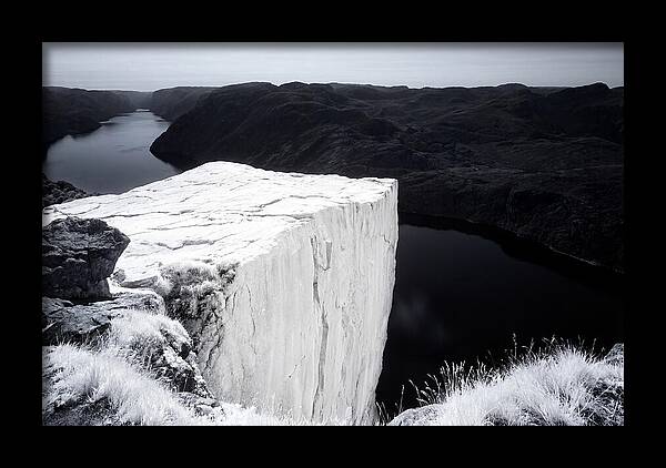 Stunning Pulpit Rock Overlooking Lysefjord
