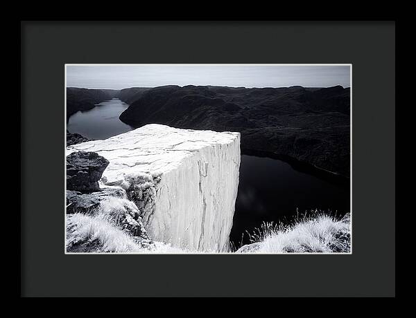 Stunning Pulpit Rock Overlooking Lysefjord