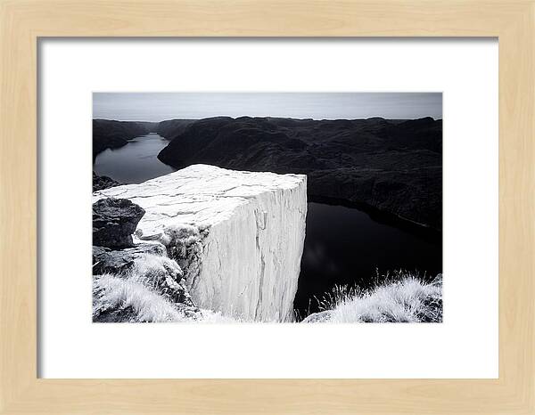 Stunning Pulpit Rock Overlooking Lysefjord