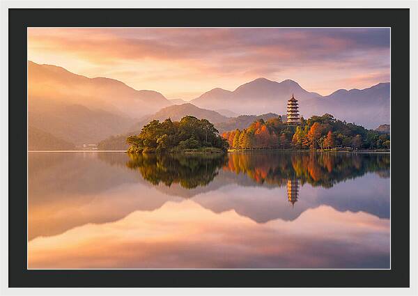 Sun Moon Lake At Dawn