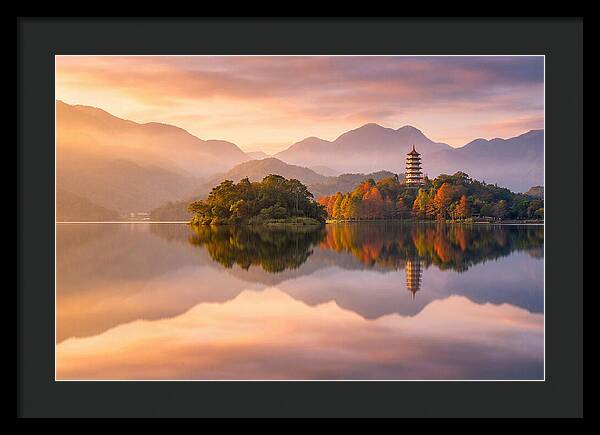 Sun Moon Lake At Dawn