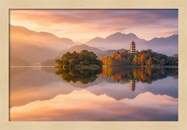 Sun Moon Lake At Dawn