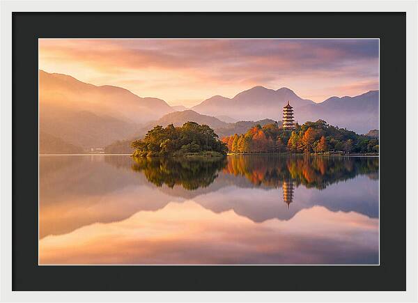 Sun Moon Lake At Dawn