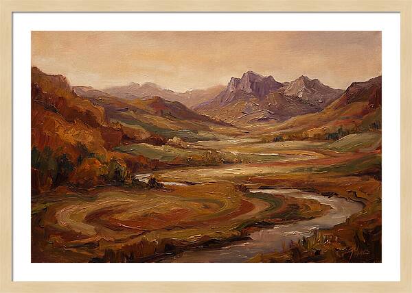 Sweeping Valley With Distant Peaks