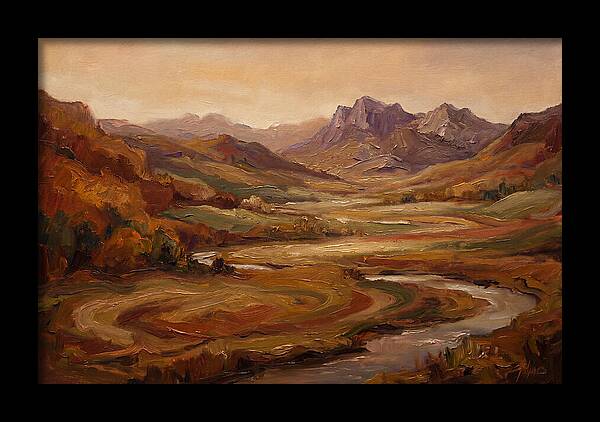 Sweeping Valley With Distant Peaks