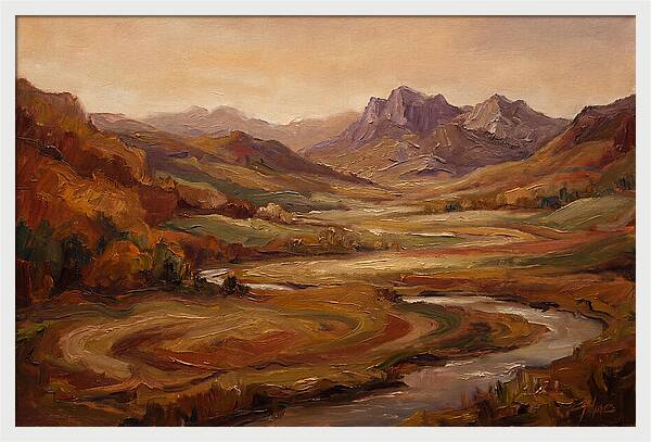 Sweeping Valley With Distant Peaks