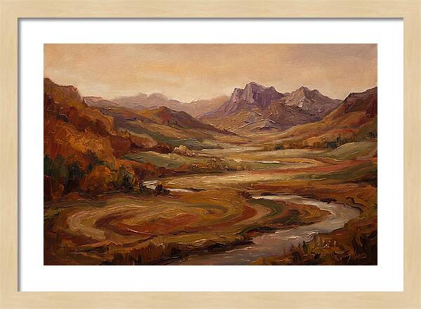 Sweeping Valley With Distant Peaks