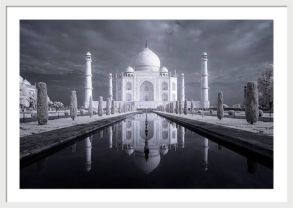 Taj Mahal At Dawn Reflection