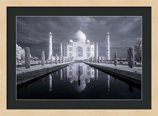 Taj Mahal At Dawn Reflection